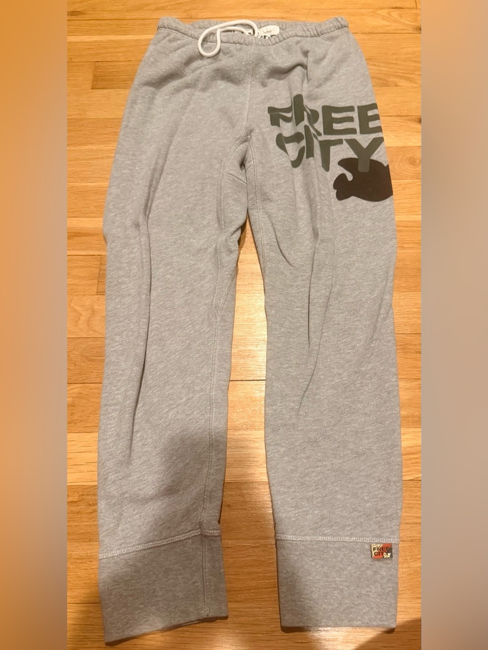 EUC FREECITYLARGE 3/4 SWEATPANT - Picture 4 of 6